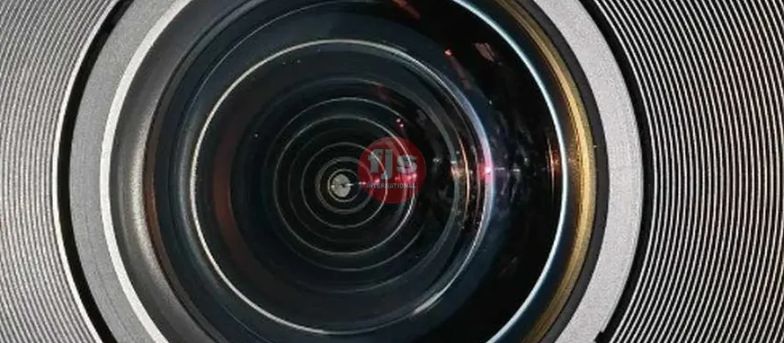 Ultra_Primes_8r_Hug_Lenses_fjs_001