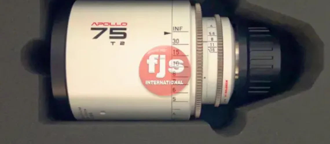 Xelmus-White-zac-FJS-01